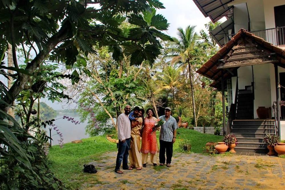 Bed and Breakfast Pearl Spot Недумбассери Экстерьер фото